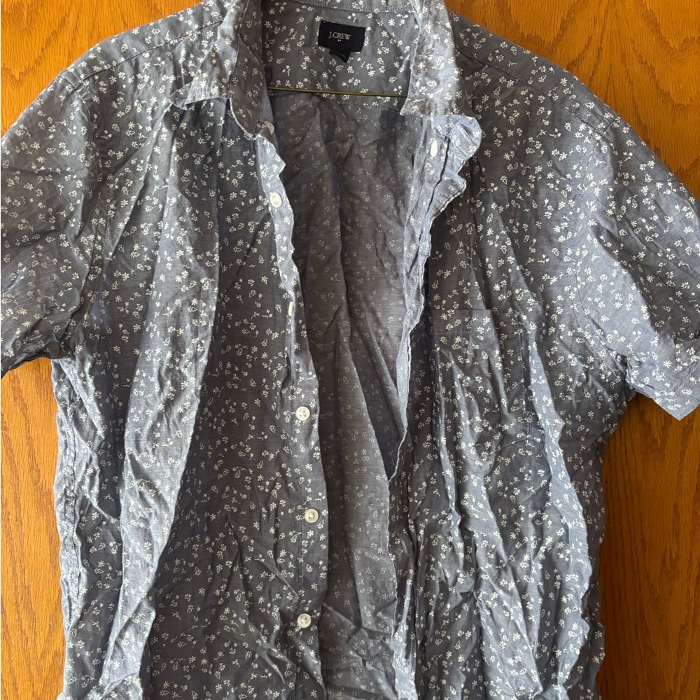 Men’s J Crew Floral Short Sleeve Button Down Size Large